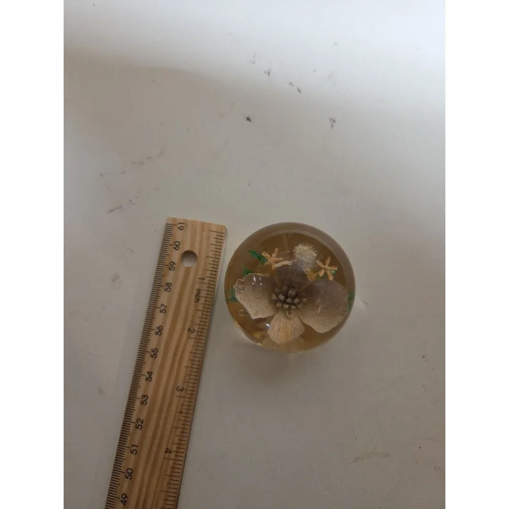 Flowers In Acrylic‎ Vintage Decorative Paperweight